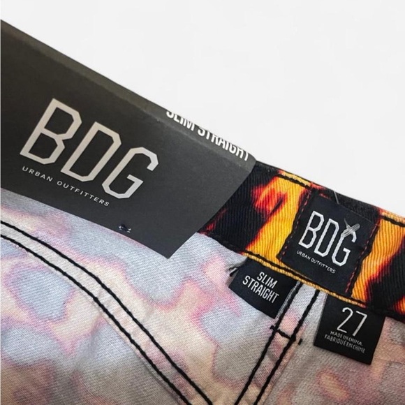 BDG Urban Outfitters black & orange flame print jeans Size 27 - Picture 2 of 7
